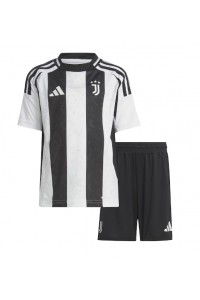 Juventus Babytruitje Thuis tenue Kind 2024-25 Korte Mouw (+ Korte broeken)